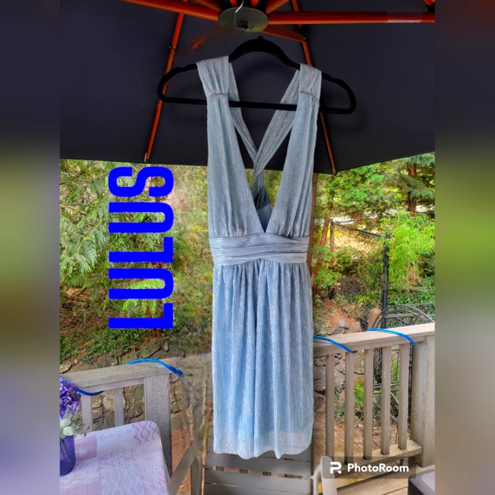 Lulu's Women's Blue and Silver dress with Sparkles Sz medium Nwt